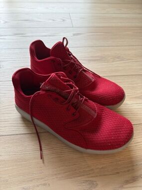 Jordan Men's Red Knit Low-Top Sneakers